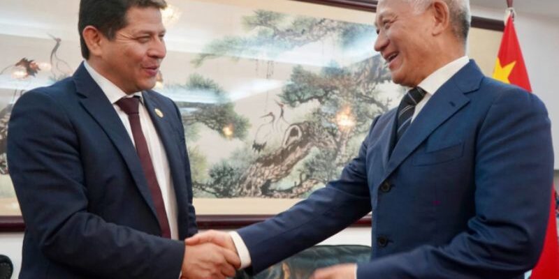 OnData-China-Ecuador-Lácteos