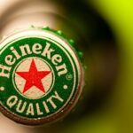 Mobil y PedidosYa se alían para beneficiar a motociclistas en Ecuador