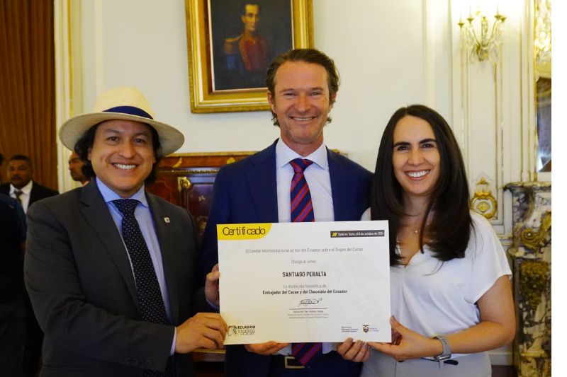 Fundador de Paccari, Santiago Peralta, nombrado embajador del cacao y chocolate ecuatoriano