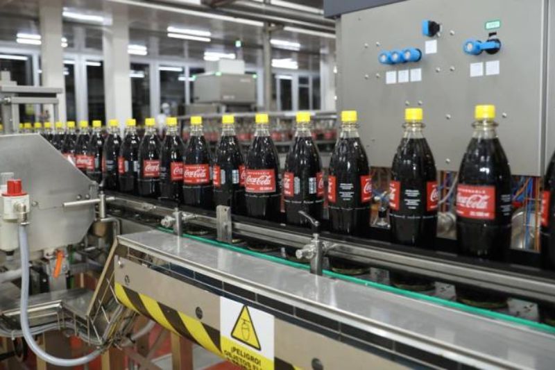 Arca Continental impulsa la sostenibilidad con nueva línea de envases retornables