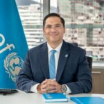 Netflix cerca de los US$1.000 por acción