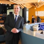 DHL transforma la atención al cliente con inteligencia artificial y datos