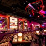 Ecuatorianos aspiran a un salario promedio de $864 en 2025