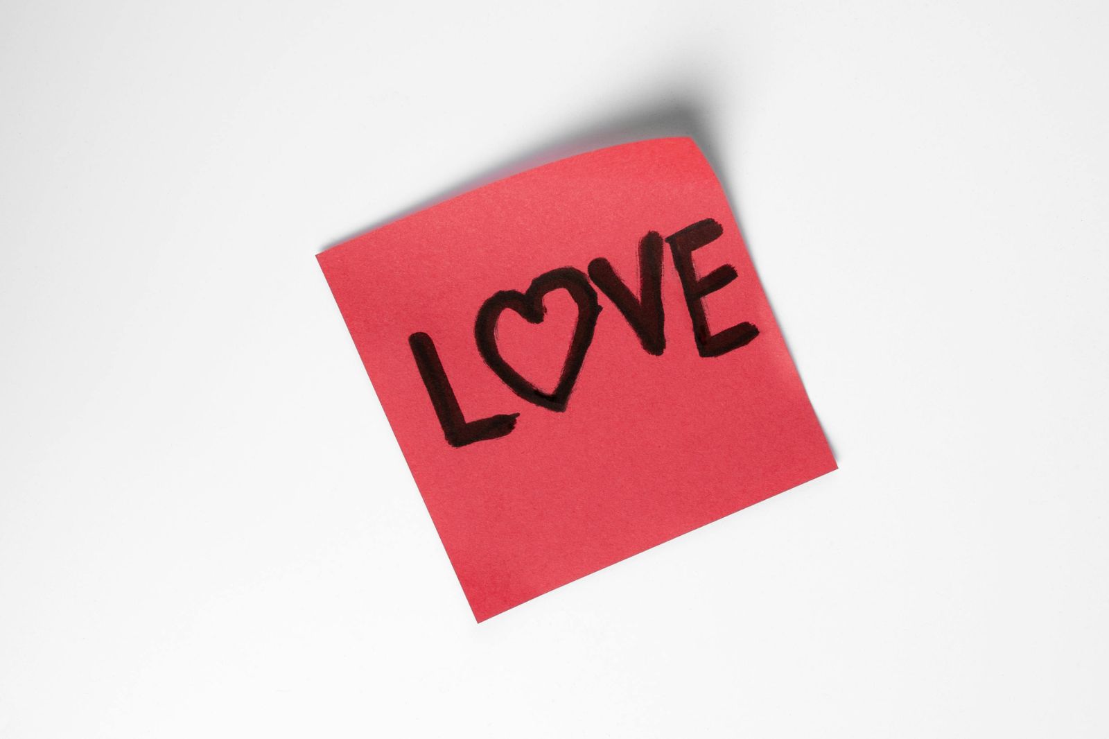 Amor y trabajo: así viven los ecuatorianos las relaciones laborales