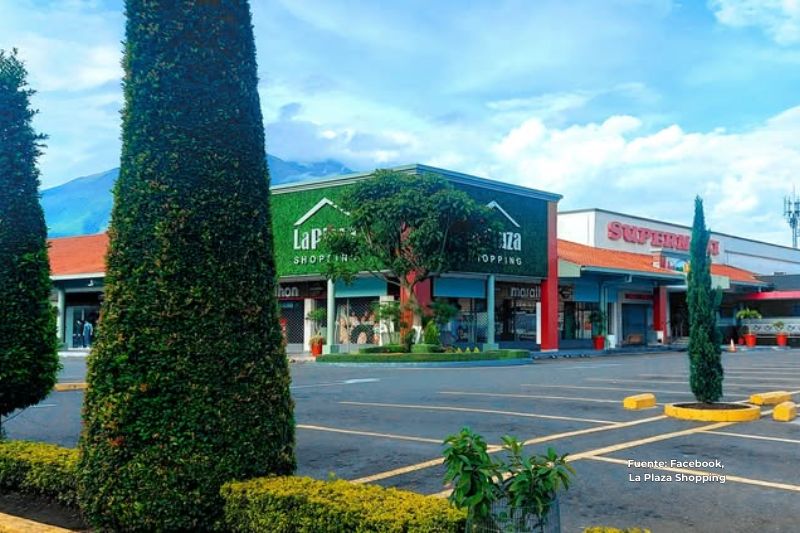 DK Management llega a Ibarra con La Plaza Shopping